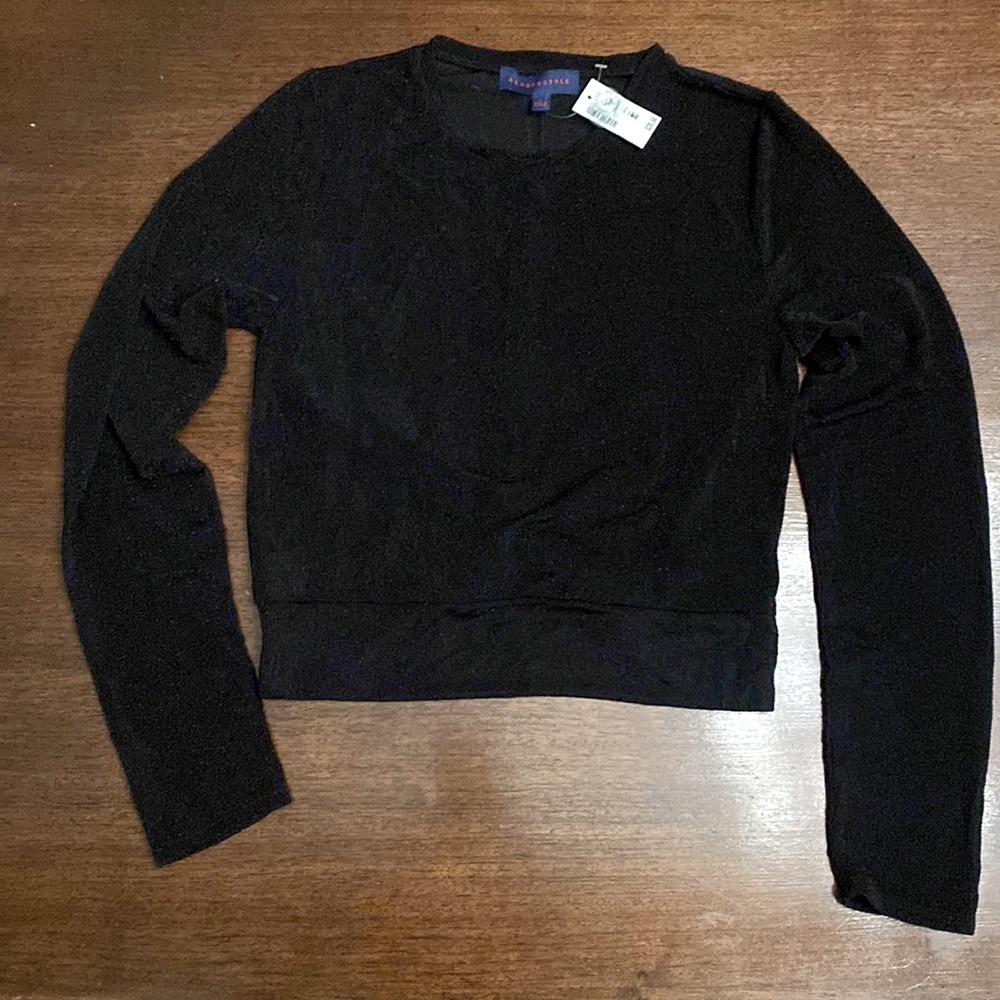 Aeropostale black shimmer long sleeve. Size L. Brand new.